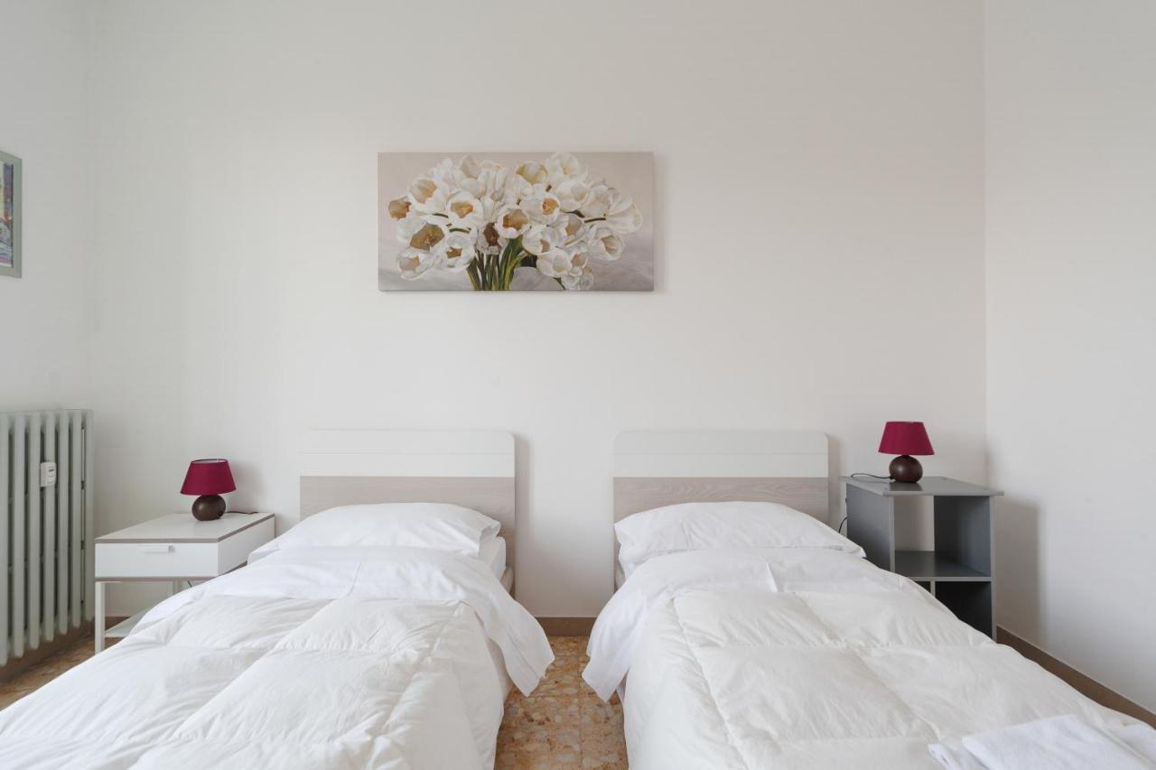 Bright&Cozy C5 Fiera Apartment Bolonia Zewnętrze zdjęcie